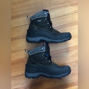 Eddie Bauer Winter Snow Boots. 8.5M.